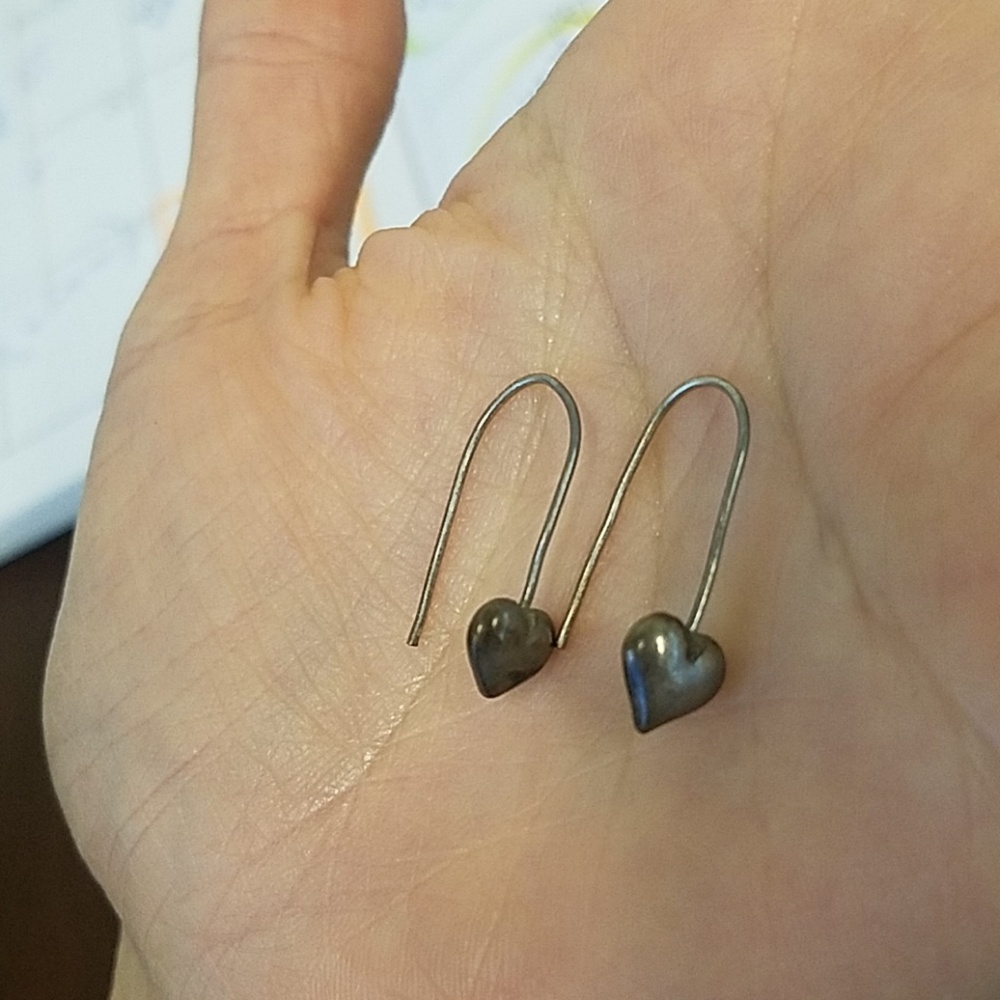 Silver heart earrings set